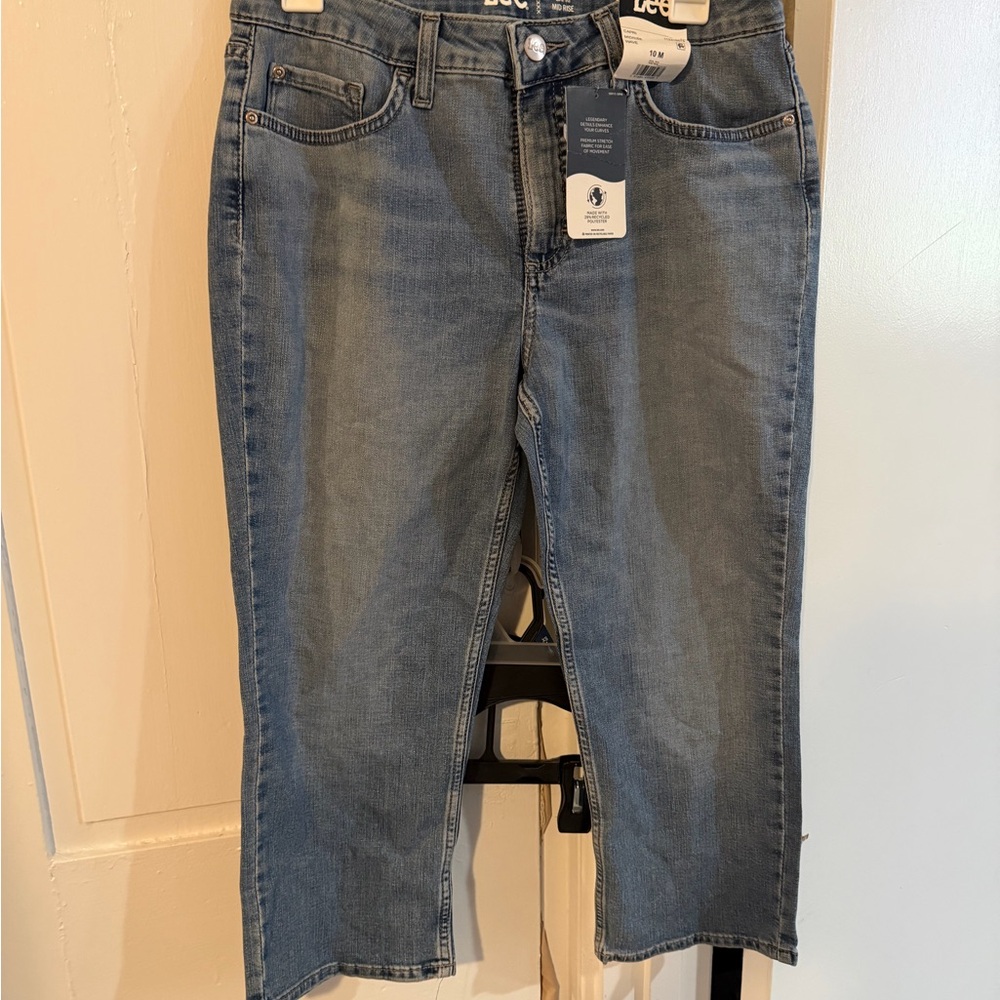 Lee Women's Classic Denim Capris